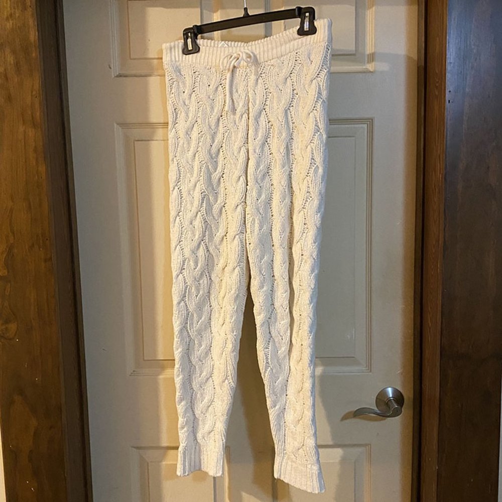 Forever 21 White Knit Pants
